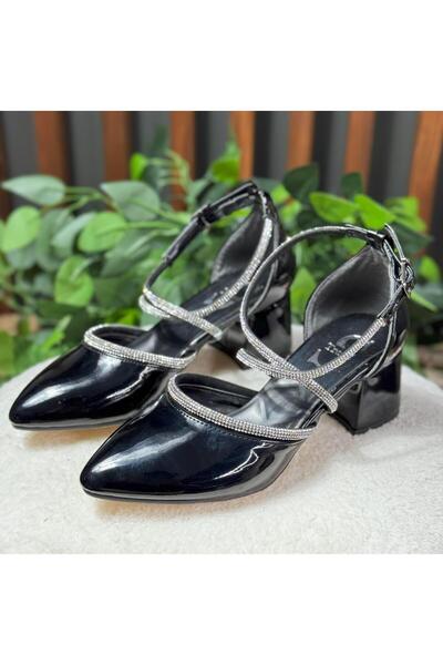 MEY Black Shiny Stone Patent Leather Cross Strap Block Heeled Shoes M1126