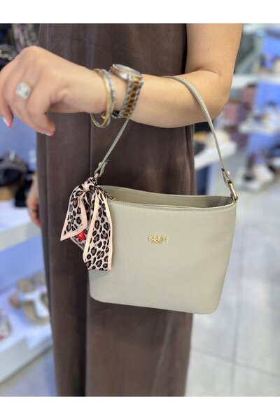 Kuum Жіночі сумки через плече та в руці