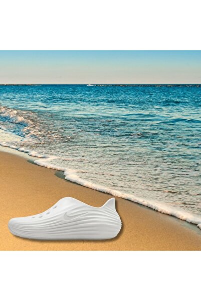 Nike WMNS REACTX REJUVEN8 Günlük Ayakkabı – Deniz ve Havuz Kullanımına Uygun