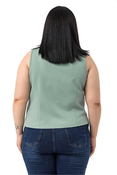 DISENTIS MODEST Large Size Button Detailed Green Blouse Vest