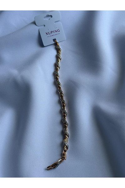 Bestofcase Elegant Bijoux Bracelet with Auger Detail and Stylish Design