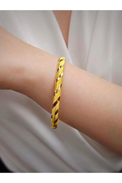 Çelikoğlu Kuyumculuk ÇELİKOĞLU KUYUMCULUK 8 AYAR ALTIN HEDİYELİK BİLEZİK TAKISI 4,44 GR