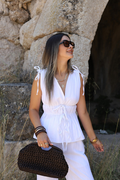 bytugcekaya White Rubber Detail Blouse Pants Set