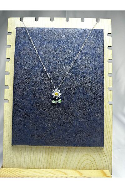 Mutenaura Stainless Steel Daisy Necklace