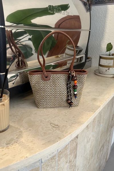 LEONAS Straw Women's Hand and Shoulder Bag with Charm Accessories Patter Brown