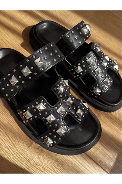 labor Selection Black Silver Studded Women's Slippers