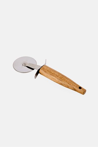 Cuisine Art Stainless Steel Pizza Cutter with Acacia Wood Handle, Beige