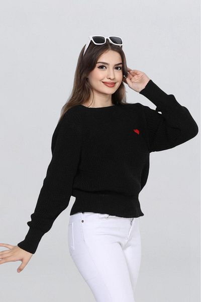 EZGİ KILINÇ Women's Heart Embroidery Detailed Knitted Sweater