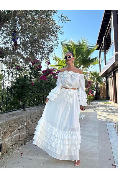 Atelier Derin Σετ μπλούζας φούστας με λευκή αποσπώμενη καρφίτσα λουλουδιών
