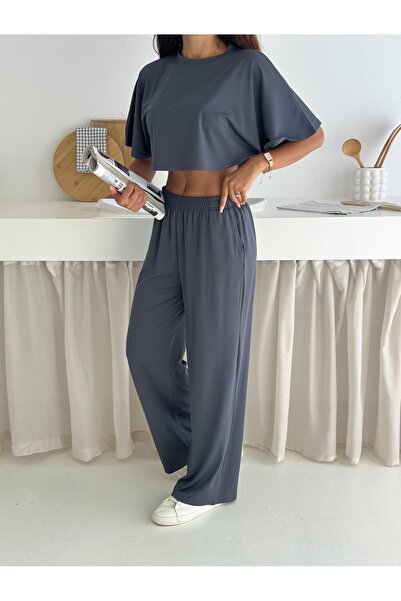 Zula Moda Kadın İki Parça Salaş Takım – Crop Üst ve Bol Paça Pantolon – Yazlık Rahat Spor Takım