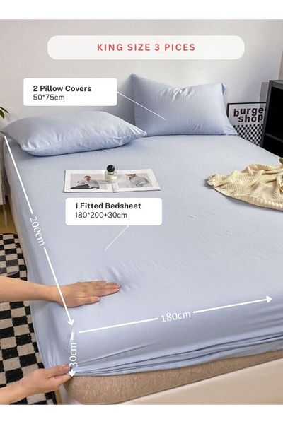 LUNA HOME 3-Piece Set: king-size fitted bedsheet and two pillowcases, washable cotton in a light blue color.