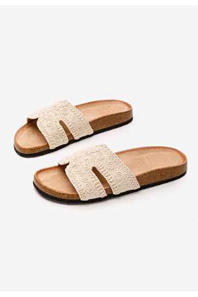 B T Shoes Estebana beige flat slippers