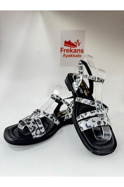 NEWGÜLTEKİN Genuine Leather Very Soft Stylish Comfortable Sandals