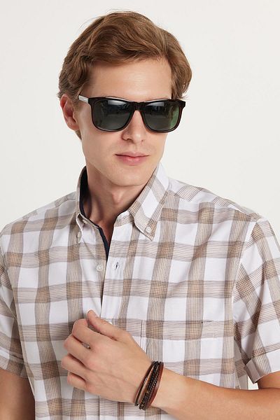 Tudors Men's Regular Fit Classic Cut Cotton Single Pocket Plaid Button Lapel Shirt