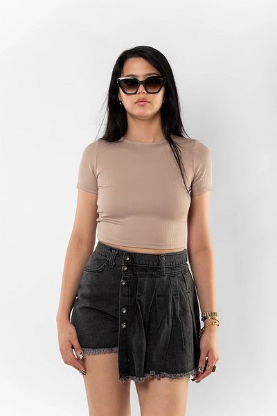 Bak Moda Short Sleeve Lycra Detailed Brown Crop