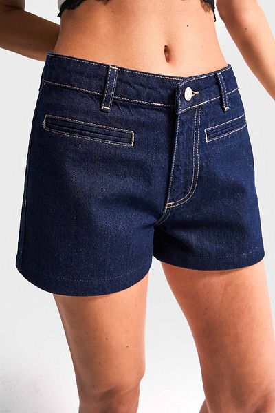 its basic Women's Indigo Color 7S5-50 Midi Length Front Pocket Relaxed Fit 100% Cotton Denim Shorts