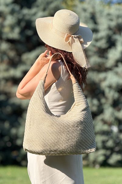 Store Geantă Hobo din țesătură tricotată bej – Model de vară cu volum mare