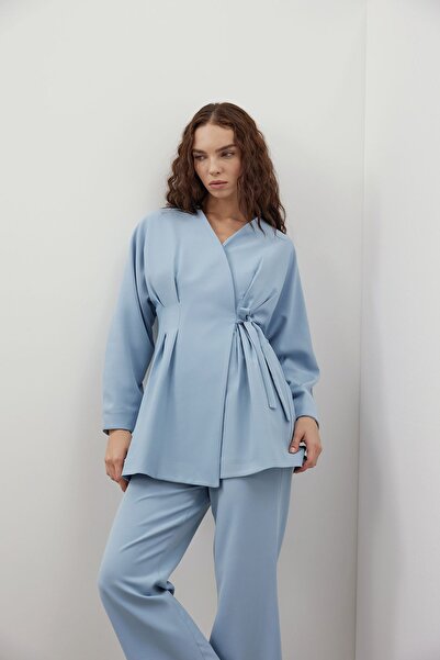 Line By Touches بدلة ألفين