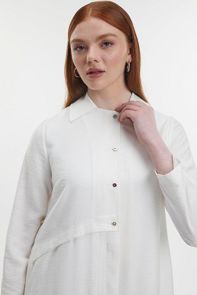 Zühre Shirt Collar Button Back Detail Ecru Wear Out Gc-0273