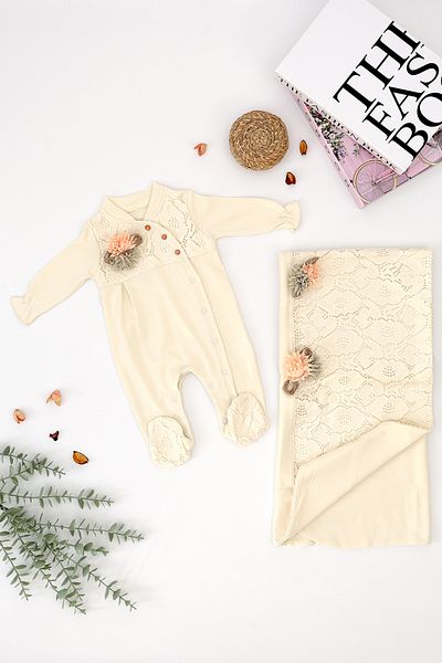 Sitilin Baby Girl Luxury Organic Hospital Release Newborn Jumpsuit Blanket Set