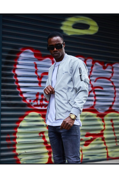 Renvo butik The Legend Men's Lightweight Raincoat with Collar