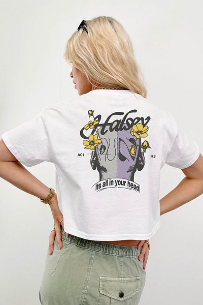 Tee&more. Halsey Manic World Tour Back and Front Printed Premium Regular Fit Crop T-Shirt