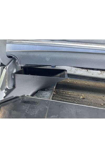 swordslife Clio 1 - Scoop on the Front Grille