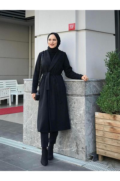 MERVEN AKYÜZ Anja Παλτό Σάλι Μαύρο