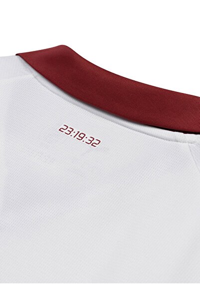 Galatasaray Orijinal 2025/26 Yeni Sezon Beyaz Forma Aslan Baskılı Hediyelik Ahşap Kutulu