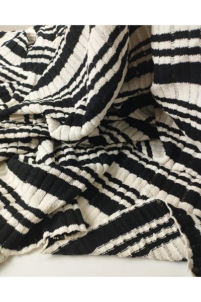 Kumaş Parça Knitted Knitted in Cream Black Colors (Width 140 cm X Length 220 cm)