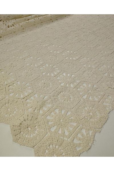 Kumaş Parça Lace in Cream Color (Width 125 cm X Length 320 cm)
