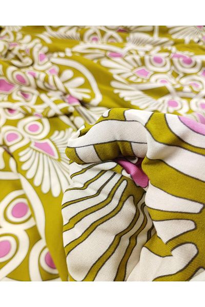 Kumaş Parça Cotton Viscose in Pistachio Green Pink Colors (Width 150 cm X Length 300 cm)