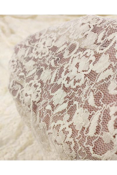 Kumaş Parça Lace in Cream Color (Width 150 cm X Length 250 cm)
