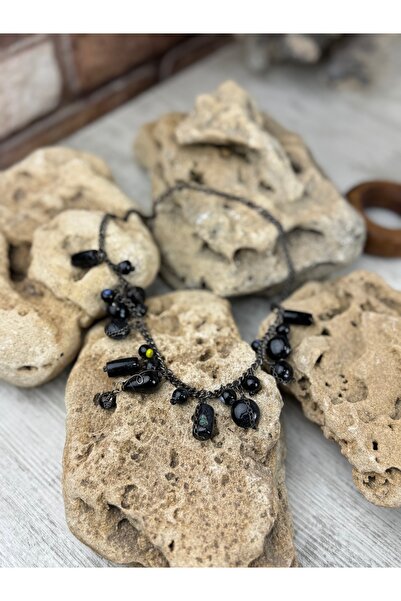 SEDEF TAKI Zincirli Siyah taş