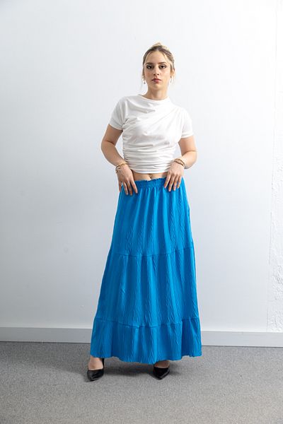 TUĞBA ERGÜL Fusta de in plisată cu model de damă