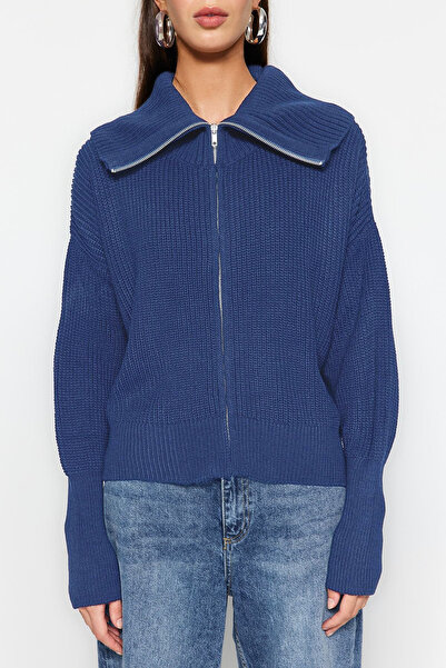 Trendyol Collection Indigo Wide Fit Πλεκτό Ζακέτα με φερμουάρ TWOAW24HI00072