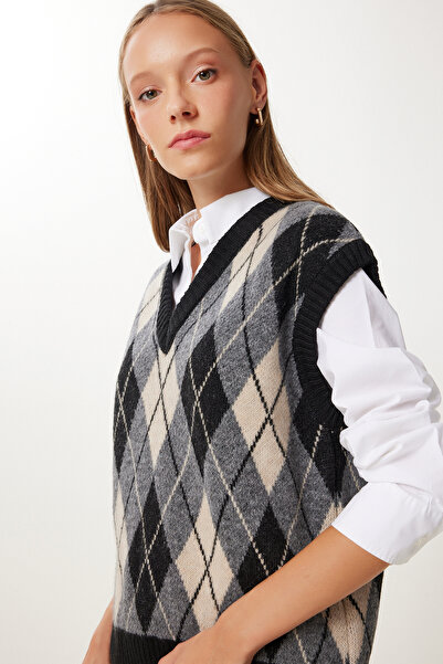 Happiness İstanbul Women's Black Gray Diamond Patterned Knitwear Sweater Mx00250