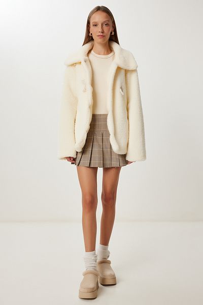 Happiness İstanbul Women's Bone Polo Collar Pocket Plush Coat Gk00023