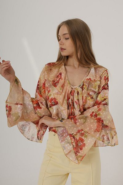 Trendyol Collection Διαφανής υφαντή μπλούζα με βολάν με μοτίβο λουλουδιών σολομού TWOAW26BZ00183