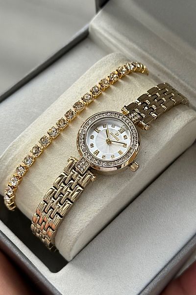Homies Women's Wristwatch with Original Gift Box and Bracelet as a Gift.Hmrsobc3745F6