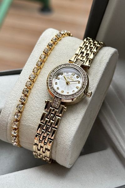 Homies Women's Wristwatch with Original Gift Box and Bracelet as a Gift.Hmrsobc3745F6