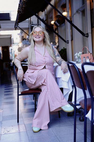 Trendyol Curve Vestă-pantaloni țesute din bumbac 100% de vară cu dungi roz Costum de sus și de jos de mărime mare TBBSS25CP00015