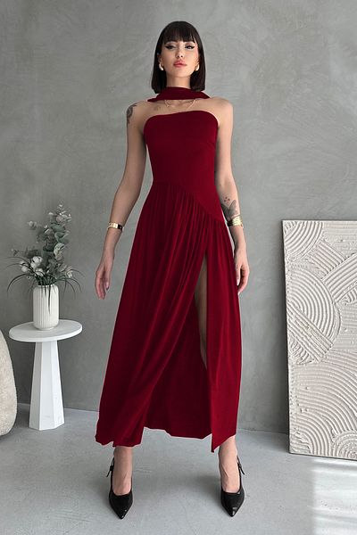 Trendyol Collection Βουργουνδία σε γραμμή Α με λεπτομέρεια σάλι στράπλες Maxi κομψό βραδινό φόρεμα αποφοίτησης TPRSS25EL00317