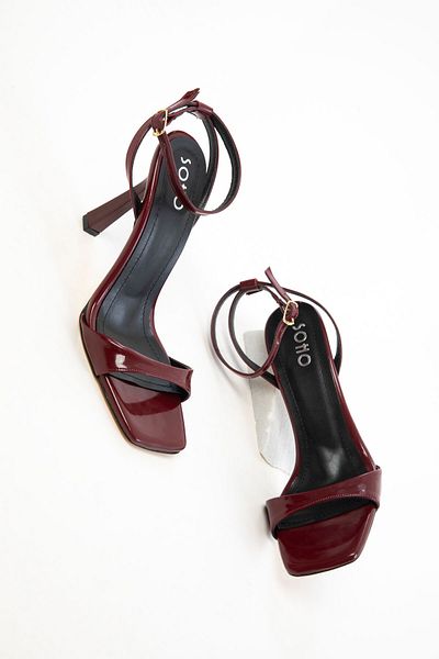 SOHO Pantofi clasici cu toc de damă din piele lacuită roșie Claret 20785