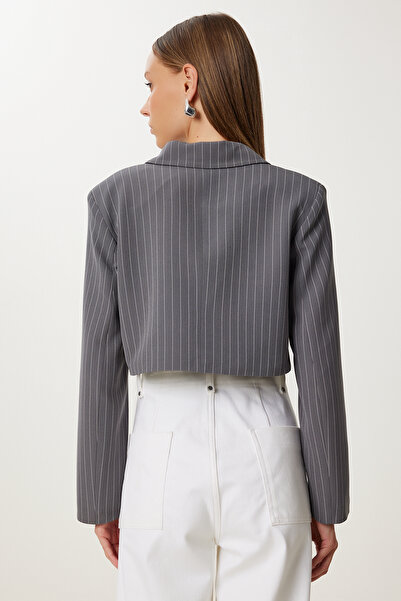 Happiness İstanbul Dámská šedá pruhovaná vatovaná Crop tkaná bunda KT00020