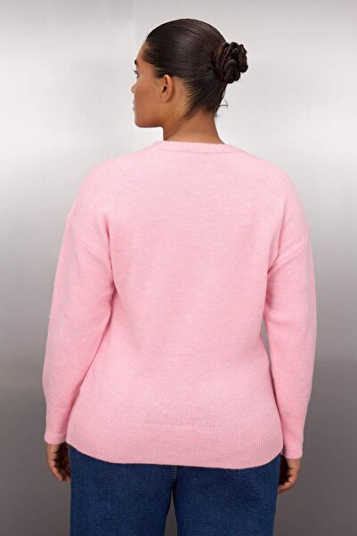 Trendyol Curve Πλεκτό πουλόβερ με λεπτομέρεια από ροζ πέτρα TBBAW26AN00009