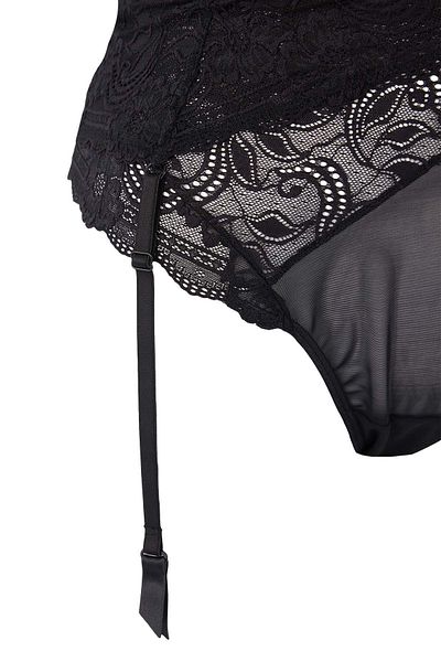 Trendyol Curve Black Garter Plus Size Lingerie Set Tbbaw26Dg00000