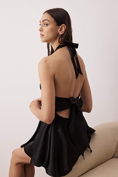 Trendyol Collection Black Lace and Back Ribbon/Bow/Tie Detail Satin Woven Nightgown Thmaw26Gc00006