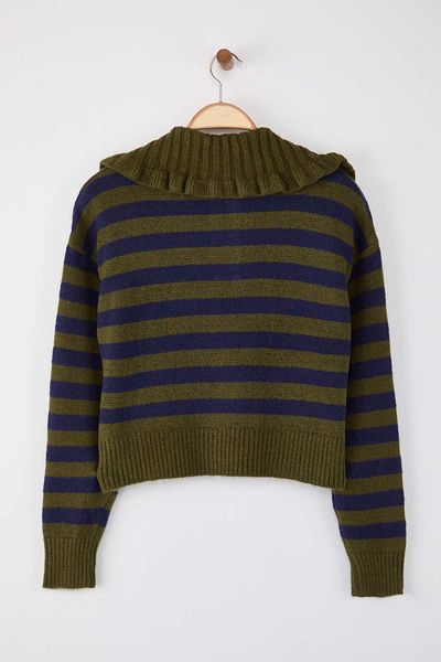 Trendyol Collection Khaki Soft Textured Turn-Down Collar Knitwear Sweater Twoaw26Kz00046