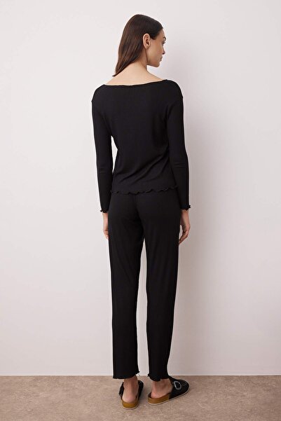 Trendyol Collection Black Polka Dot Ribbon Detailed Ribbed Knitted Pajama Set Thmaw26Pt00071